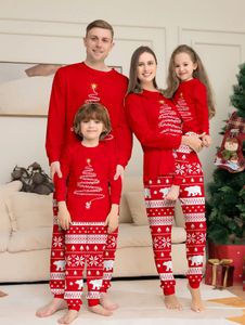 家族を一致させる衣装2024クリスマスパジャマベイビーマザーキッズ娘ママセットクリスマスPJS長袖スリープウェア231213