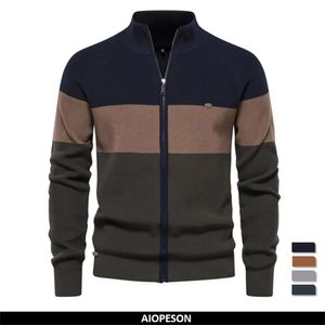 Maglioni da uomo Maglione color patchwork autunno e inverno per uomo Cardigan con cerniera Cotone giovanile di alta qualità 231213