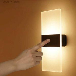 Nocne światła USB Uładowalne dotykanie ściemnianie lampy ściennej Czujnik Home Home Wall Lampy Sypialnia Bórze Oświetlenie Modern Nordic Night Light YQ231214