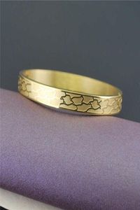Disegni di lusso 8mm bracciali geometrici irregolari per donne fascino gold colore in acciaio inossidabile uomo braccialetti ebraico q0713286811
