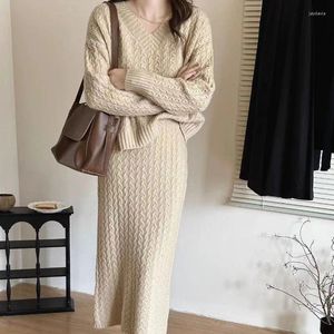 Women's Hoodies 2 Piece Women Knitted Sweater Suits Winter Fashion Korean Blouses Tops And Skirt Set Casual Elegant Clothing Outfits