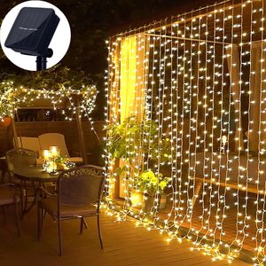 Juldekorationer Solar LED Light Outdoor Street Garland Twinkle LED Copper Wired Curtain Light String 3x 8 Lägen Fjärr för trädgårdsdekoration 231214