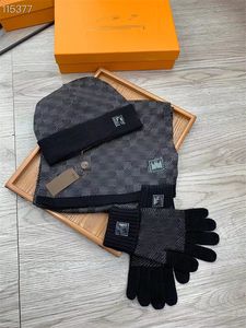 2023 neue Winter Wolle Warme Schal Hut Handschuh Set Luxus Mode Lässig männer und frauen Plaid Marke Klassische brief Gestrickte Hut Großen Hals Handschuh11