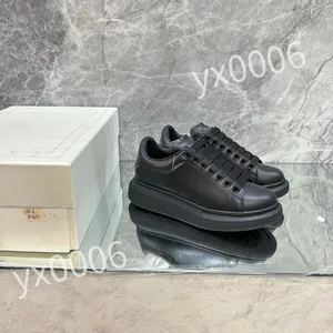 Brand Fashion Shoe Triple Sneaker Frauen Schuhe graue weiße schwarze grüne Sneaker für Männer Frühling Chaussures Casual Daddy Schuhe EUR 35-46 Sneaker XSD230411