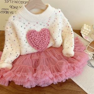 Pullover Spring Autumn Girls Sweater Baby Knitwear Kids Tops Toddler Children Clothes Heart Rib Knit Tassel 2 7Y 231213