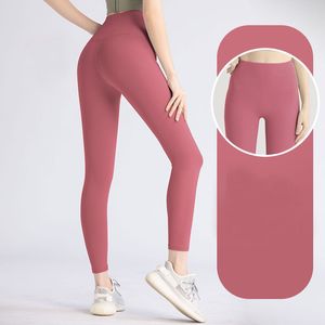 LL Lu Lemon Leggings Womens Short Cropped Outfits Yoga Ladies Esercizio Fiess Wear GirlsLady Supplies Running Leggings Allinea i pantaloni