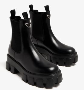 Perfekt vinterkvinnor Monolith Knight Boots Round Toe Black Borsted Leather Platfrom Lug Sole Lady Martin Boot Calf Leather Lady Comfort Motorcykelstövlar EU35-41