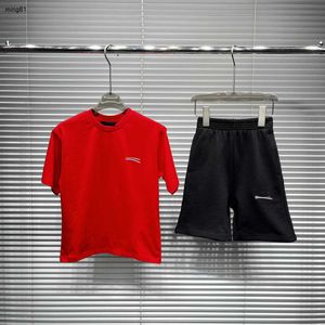 ブランドベビートラックスーツキッズデザイナー服サマーチャイルドスーツサイズ100-150ロゴプリント男の子の女の子TシャツとショーツDec05