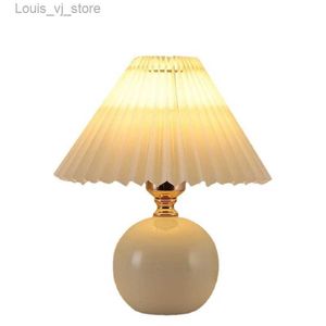 Lampki nocne plisowana lampa stołowa LED Dimming grzybowa lampa biurka ceramiczna baza nocna lampy nocne zmywalne lampy stojące lampy nocne e27 yq231214