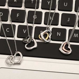 Pendanthalsband S925 Sterling Silver Double Heart Necklace Exquisite Simple Jewelry Gift for Women's Anniversary Day Q231214