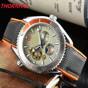 Moda męska zegarek 44 mm 2813 Automatyczny ruch SS Men Mechanical Designer Męskie zegarki sportowe Montre de Luxe Wristwatches315h