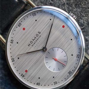 Moda swobodna marka nomos Waterproof skórzany kwarcowy zegarek Zegarek mężczyzn Zegarki Women340E