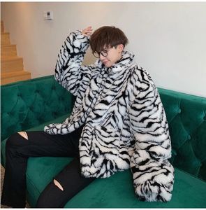 Erkekler Kürk Faux Fur Erkekler Kış Sivil Kürklü Kürklü Kürklü Mahkeme Gevşek Erkek Leopar Baskı Tiger Stripe Ceket Büyük Boy Boys Harajuku Dış Giyim XXXL Windbreaker 231213