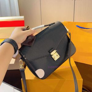 Pochette designer väskor unisex crossbody väska klaff messenger handväska handväska kohud blixtlås med hög kvalitet telefonpåse
