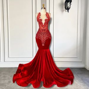 Ny Long Prom -klänning 2024 Luxury Sparkly Pärled Diamond Sexig Mermaid Sheer Top Black Girl Red Velvet Evening Formal Birthda Gala Bowns Robe de Soiree