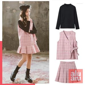 Clothing Sets Girls' Suit Korean Version Of The Children's Fashion Western Style Plaid Horse Clip Pleated Skirt Three-piece Set