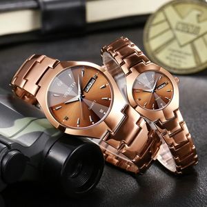 Zegarek na rękę luksusowy kwarcowy kwarc zegarki złoty nadgarstek zegarki biznesowe Para zegarków mężczyzn Women Waterproof Quartz Watch 231213