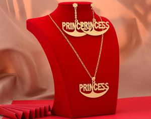 Örhängen halsband Dubai Gold Color Letter Pringces smyckesuppsättningar för kvinnor afrikanska bröllop hängande smycken set engagemang gåvor9566994