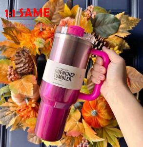 1: 1 Aynı Camelia Pembe Gradient H2.0 40oz Paslanmaz Çelik Tumbler Silikon Saplı Kapak ve Saman Seyahat Araba Kupaları Soğuk Su Şişeleri İçmeye Devam Edin 1219