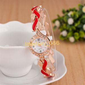 2023 WISH ESPLOSIVE WAVIN CASUALE DONNA CASUALE DONNA BRACELLE Crystal Crystal Dial di lusso Decorazione di lusso Multi-color Women