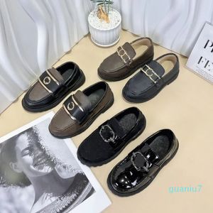 2024 Spring Boys Girls Loafer Brown Old Flower Shoes Moccasins Kids Round Circle Loafers Children Flats Casual Boat Shoes Children's Wedding Dress Shoes