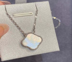 V gold material pendant necklace with white shelll in platinum color plated for women wedding jewelry gift have box stamp PS49451128198