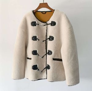 Jaquetas femininas Faux Shearling Coat toteme tamanho 354L