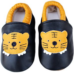 First Walkers Baby Shoes Soft Cow Leather Born Booties For Babies Boys Girls Spädbarn Toddler Moccasins Slippers Sneakers Y231213