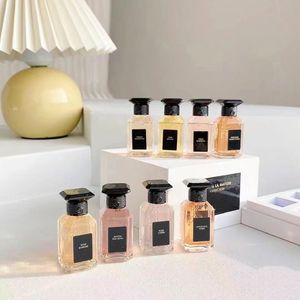 Spray neutro cuir beluga conjunto de perfume Neroli Outrenoir angelique noire Rose Cherie Herbes santal pao rosa Angelique Noire Cruel Gardenia 8pcs 10ml perfume navio rápido