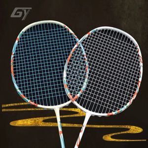 Corda de badminton 5u raquete profissional de carbono completo poderia colocar 30 libras corda livre alta qualidade cor branca 231213