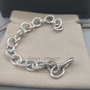 2024Letter Fashion Chain Bracelets Crystal Women Designer Bangle Jewelry Wristband Cuff Gold Plated Copper Wedding Lovers Sister Gift Bracelet with Box