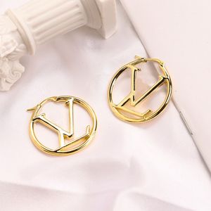 여자 보석 디자이너이 귀걸이 남자를위한 스털링 실버 귀걸이 골드 귀걸이 여자 Moissanite Jewelry Pearl Earing Westwoods Earings DANGL NOT FADE