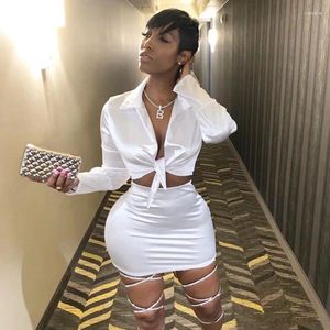 Arbetsklänningar Autumn Ladies Sexy Two Piece Casual Suits Deep V Neck Full Sleeve Bandage Top Mini kjol Fashion Streetwear