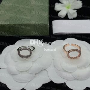 Designer Crystal Diamond Rings Classic 18K Gold Plated Rings Classic Men Women Rings smycken med lådesatser