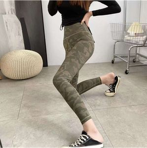 LL Leopard Align Leggings Pantaloni da yoga Pantaloni sportivi a vita alta da donna Ghepardo Poliammide Sport a terra Fitness Nono pantaloni stretti66889