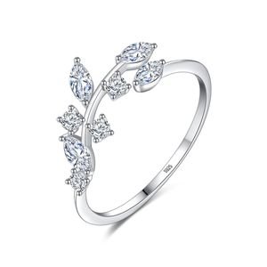 Ny Micro Set Zircon Flower Leaf Plated 18k Gold justerbar ringsmycken Fashion Women S925 Sterling Silver Open Ring for Women's Wedding Party Valentine's Day Gift SPC