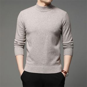 Herrtröjor Autumn och vinter män turtleneck pullover tröja mode fast färg tjock och varm botten skjorta manliga märke kläder 231213