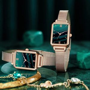 腕時計女性の時計ファッションスクエアレディースクォーツウォッチブレスレットセットグリーンダイヤルシンプルなローズゴールドメッシュ高級女性時計231215