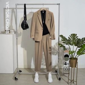 Mäns kostymer blazers Autumn Men mode Business Office Suits Suit Set For Men Trendy Korean Version Men's Pure Color Lose Two-Piece Set 231214