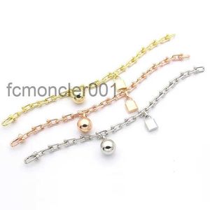 Bracciale a catena a forma di U a singolo strato con catena di gioielli dal design popolare Oro/argento/rosa come regalo di nozze di Natale JR1W