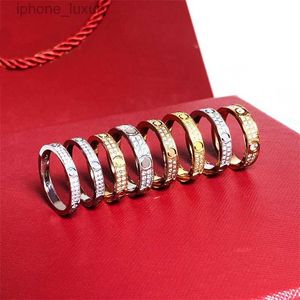 Starry Ring Love Rings Nail Ring Designer för Womens Titanium Steel Rose Gold Silver Plated With Full Diamond for Man Rings Wedding Engagement Gift 4 5 6mm M 41N7 X5LI