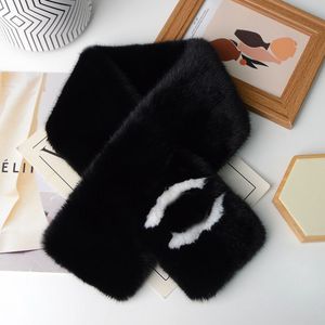 Luxury Scarves Women Faux Fur Bottom Designer Scarf Lightweight Neck Ring Warmer Cowl Collar Loop Female Soft Blend Knitting Accessories