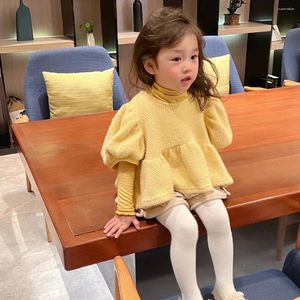 Kläderuppsättningar Girl's Fashion Set Western Style Bubble Sleeves Doll Shirt Autumn Women's Treasure Korean Soft Milk Söt kort topp