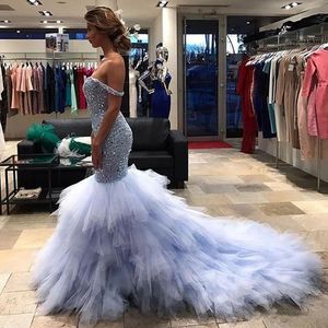 Fashion Sky Blue Mermaid Prom Dress 2024 Off Shoulder Pärlor Crystal Ruffles Tulle Women Formal Party Event Gala GOWNS VESTIDOS DE FIEAST