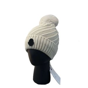 Monclair Beanie Projektant czapka czapka Najwyższa jakość czapki/czapki czaszki jesień i zimowa owca kapelusz dzianinowy kapelusz kobiet zagęszczony skręcony kwiat lis fryzjer