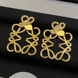 Fashion Designer Earrings Stud Women Brand Letter 18K Gold Silver Copper Wedding Jewelry Crystal Rhinestone Earring Loop Party Christmas Gifts Jewellery