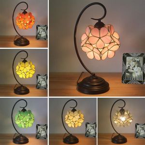 Glass Petals Table Lamp for Bar Restaurant Table Lamps Fashionable Japanese style Girl Wedding Cafe Warm Bedroom Bedside Light1927