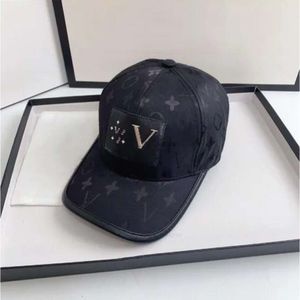 Şapkalar Scarves Set Top Caps Yüksek Kaliteli Sokak Kapağı Moda Beyzbol Şapkası Erkek Tasarımcı Sports 18 Co Louisely Cangse Vuttonly Crossbody Viutonly Vittonly L9ZH