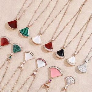 Luxury necklaces designer jewelry Fan shape divas dream necklace Red Green Chalcedony Gold rose platinum Chains for women trendy W287V