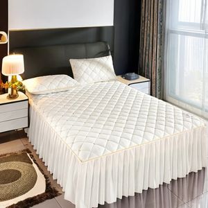 Bedspread luksus zagęszczony różowy pikowane łóżko rozmiar królowej Nordic wysokiej jakości plisowanej krawędzi Bedspread na łóżku haftowym Bedspreads 231214